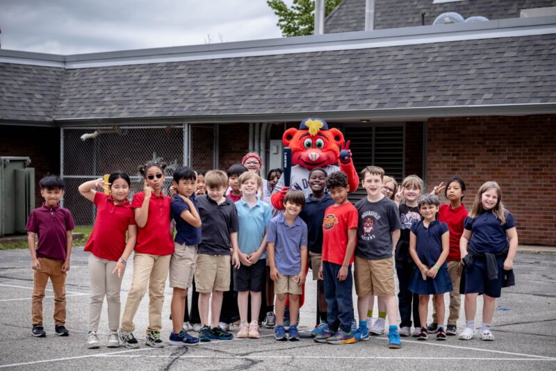 Image for the Tweet beginning: Douglas MacArthur Elementary students had
