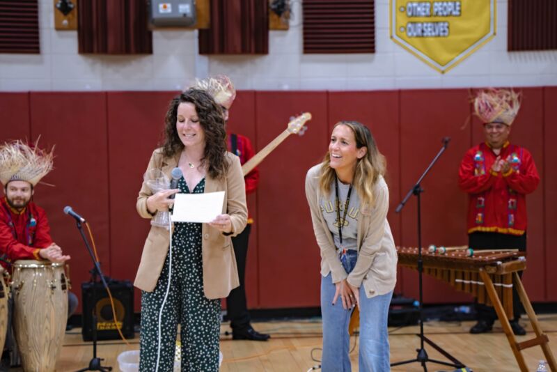 Image for the Tweet beginning: Douglas MacArthur Elementary teacher Melinda