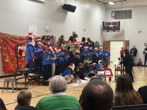 4th and 5th grade choir preforming