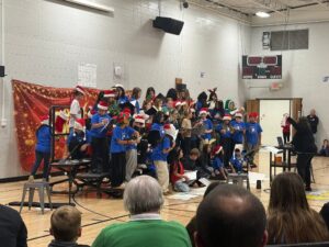 4th and 5th grade choir preforming