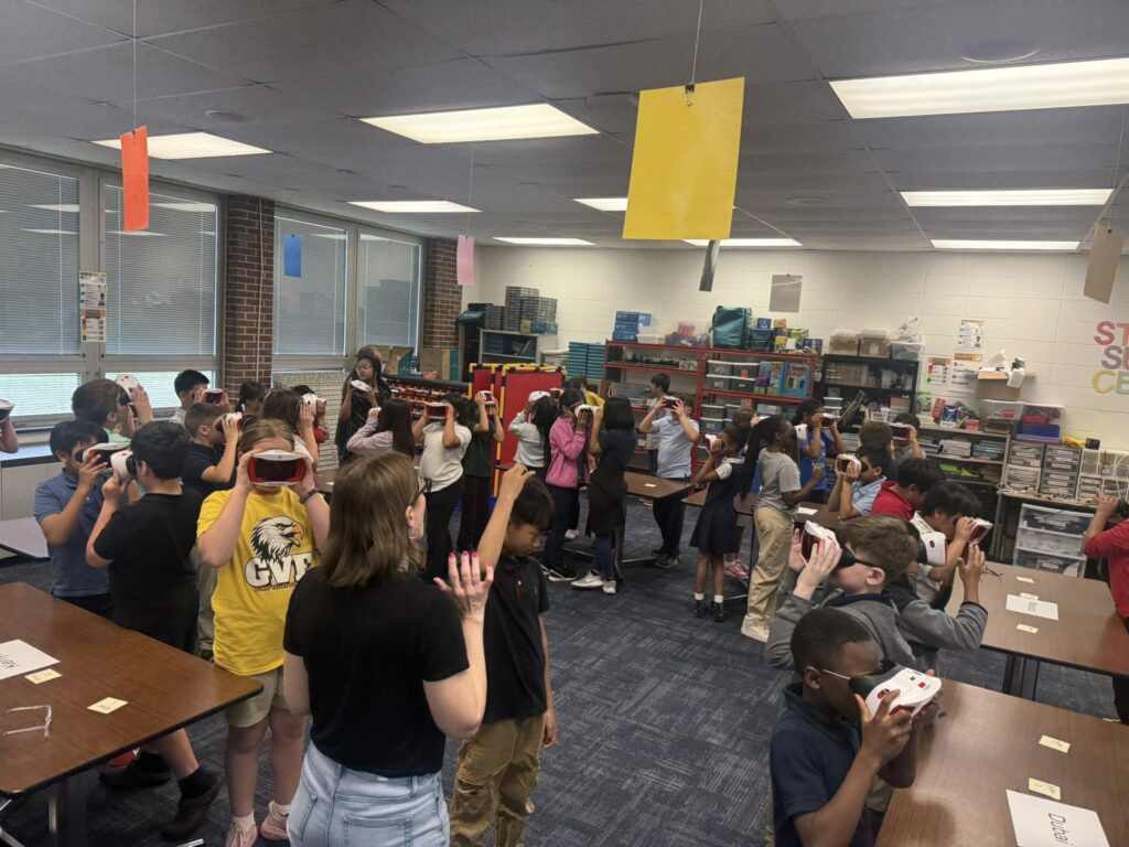 Glenns Valley students viewing countries around the world with VR Headsets