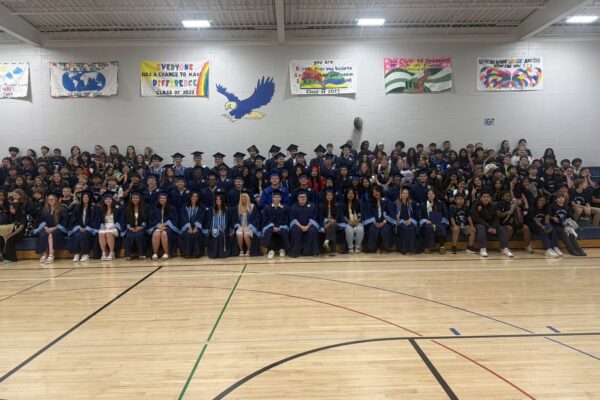 Photo of Glenns Valley alumni 2026 graduates and Glenns Valley 5th grade students heading to 6th grade