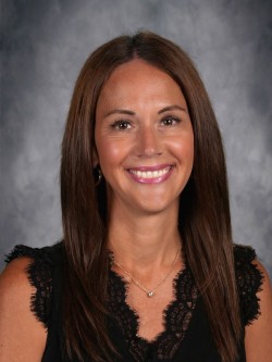 Julie Wolfe