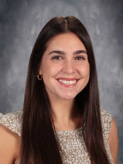 Miss Alyssa Schoettle