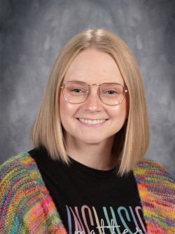 Miss Riley Hyatt