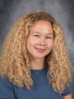 Miss Olivia Lusch