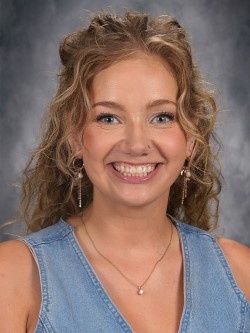 Mrs. Alyssa Steele